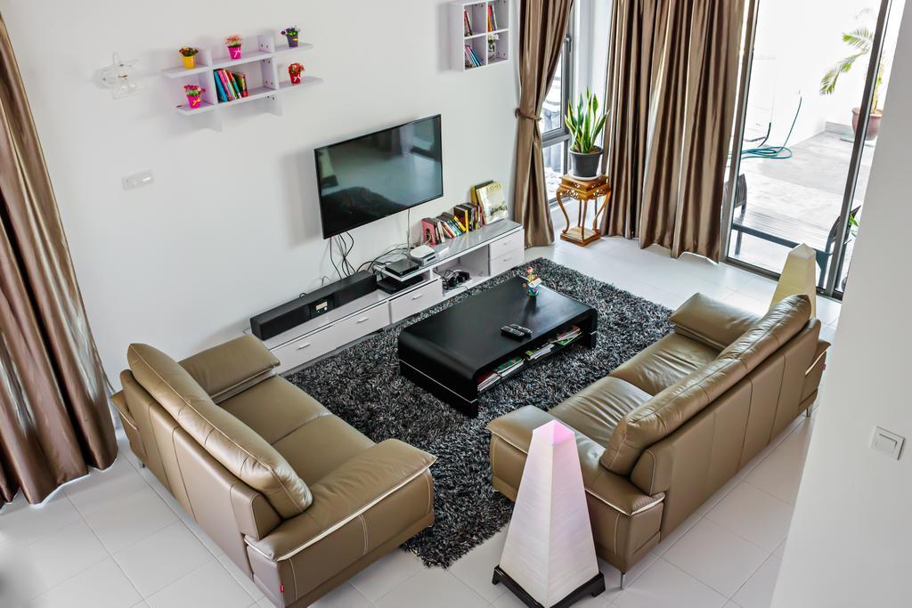 R Residence Jelutong Εξωτερικό φωτογραφία