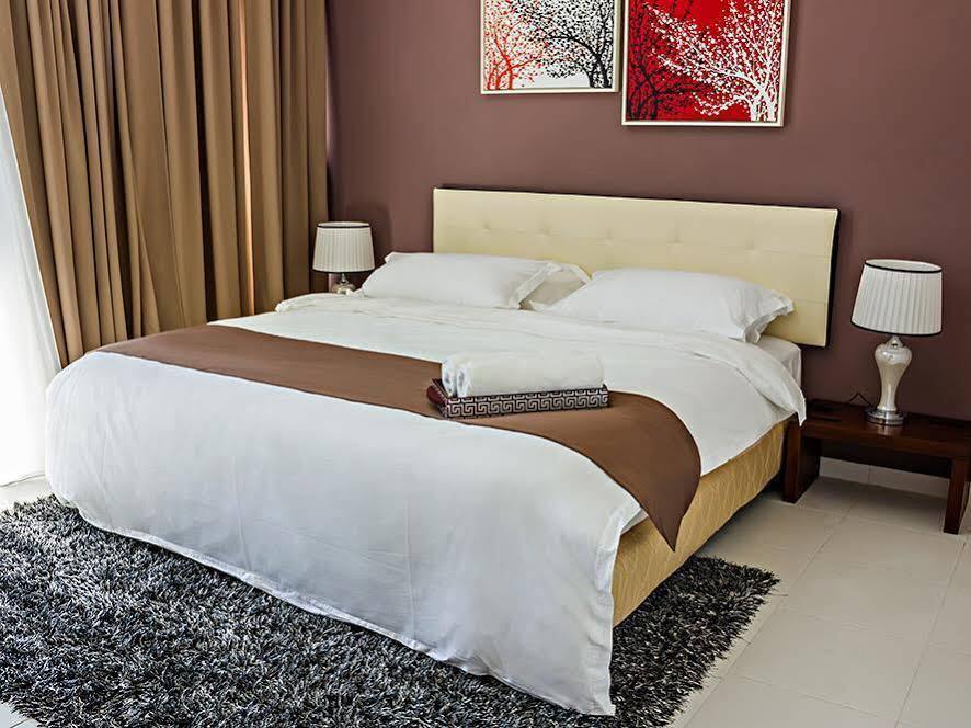 R Residence Jelutong Εξωτερικό φωτογραφία